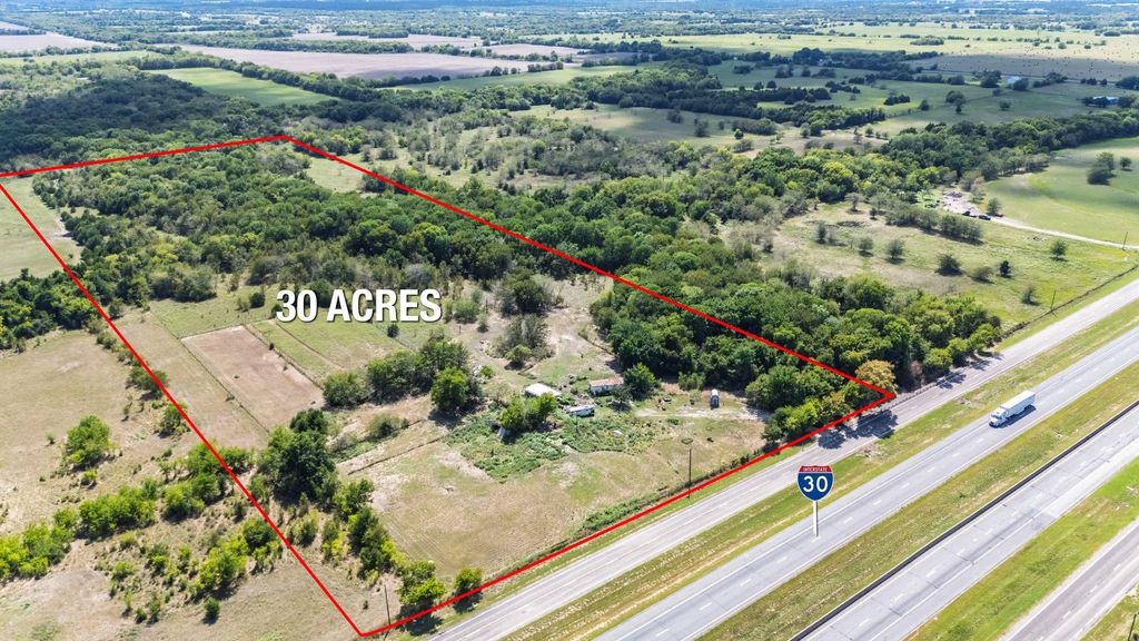 7081 E Interstate 30, Campbell
