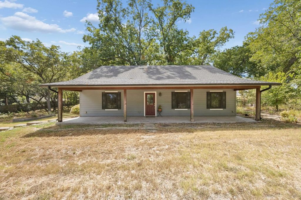 1540 Ford Lane, Lucas