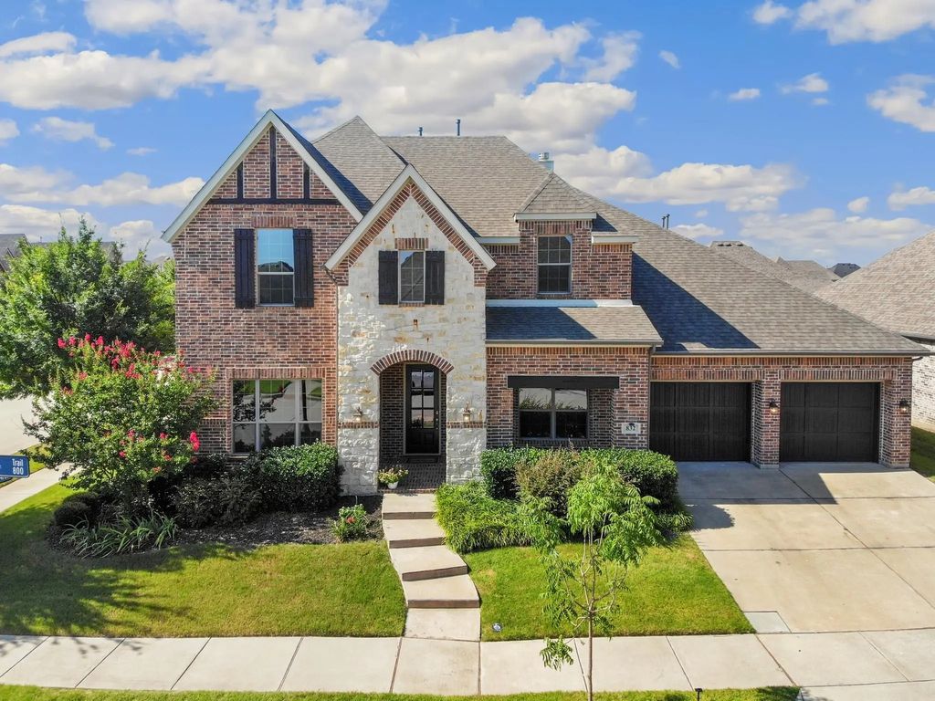832 Dusty Trail, Little Elm