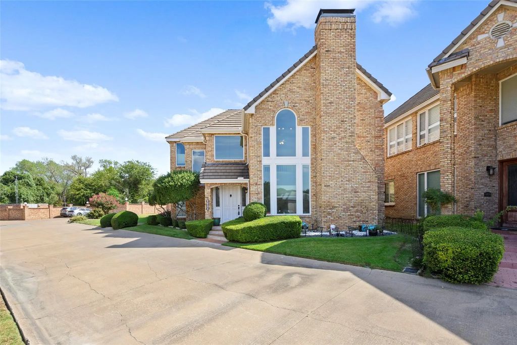 8404 Sunset Cove Drive, Fort Worth