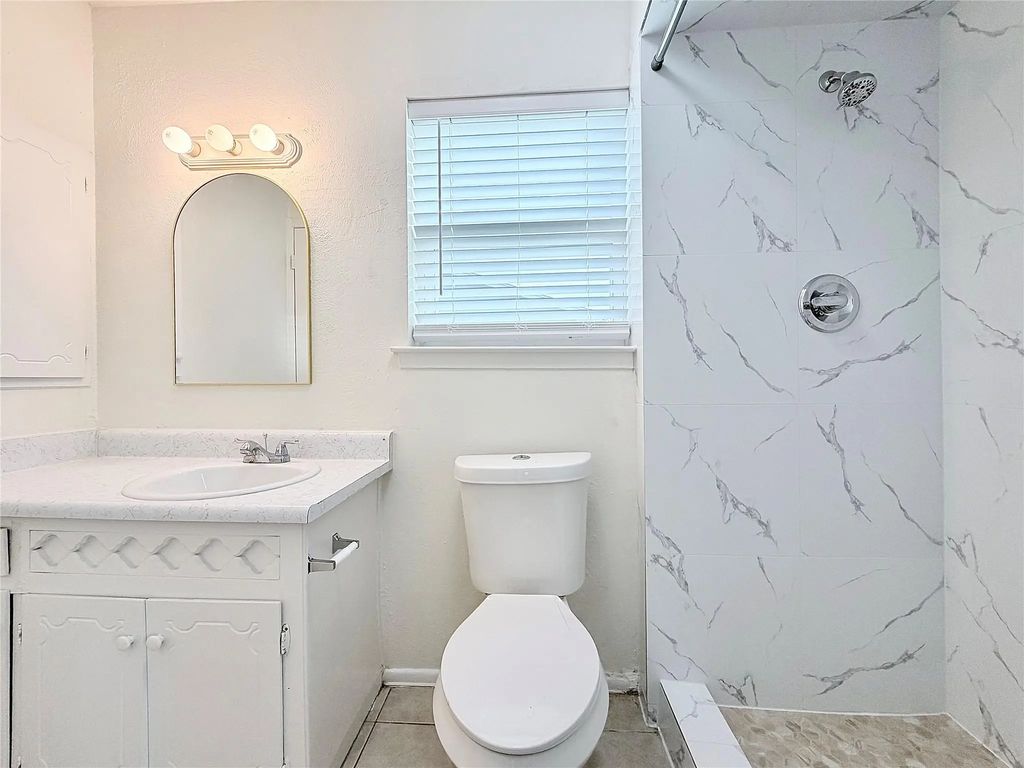 610 Colonial Drive, Garland