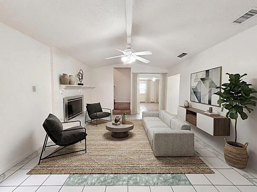 610 Colonial Drive, Garland