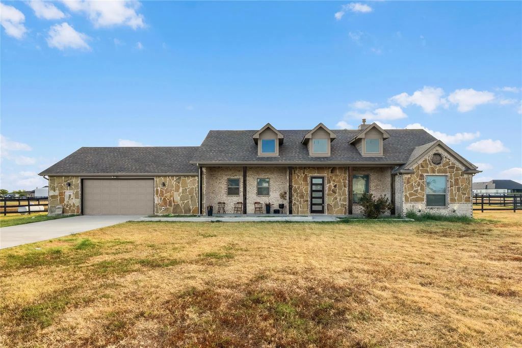6028 Berry Ridge Lane, Joshua