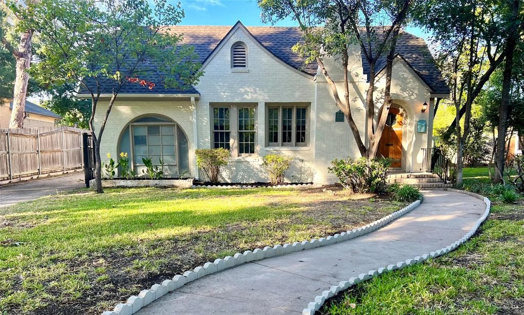 2003 Elizabeth Drive, Brownwood
