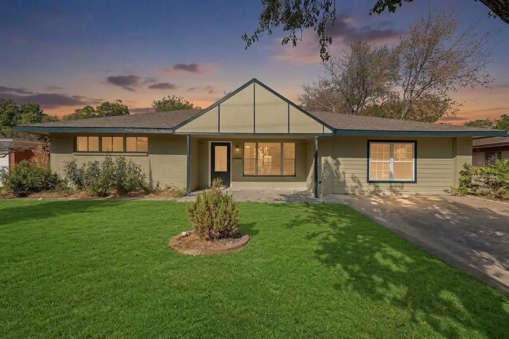909 15th Street, Grand Prairie