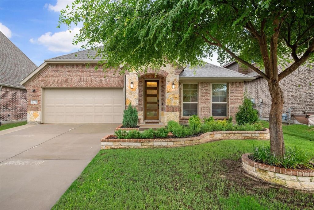 2204 Saratoga Drive, Melissa
