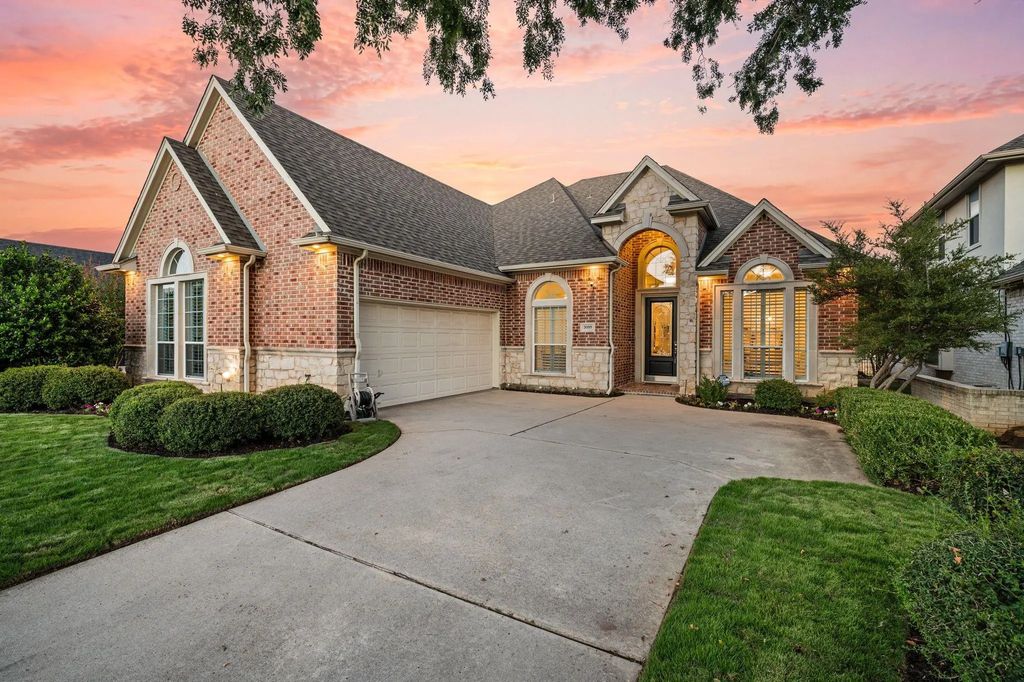 5009 San Gabriel Avenue, Colleyville