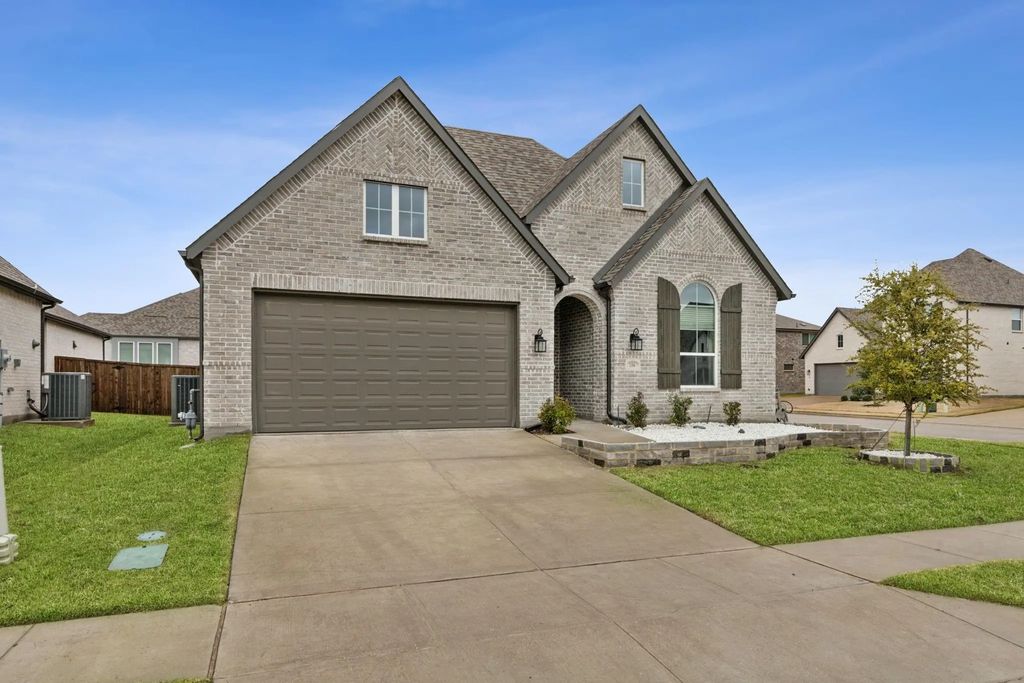 1104 Holcombe Drive, Anna