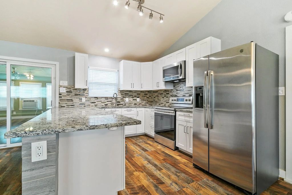 909 N Dove Road, Grapevine