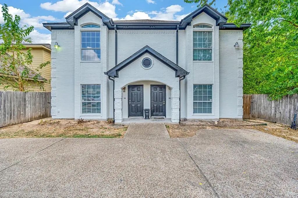 1916 S 15th Street A & B, Waco