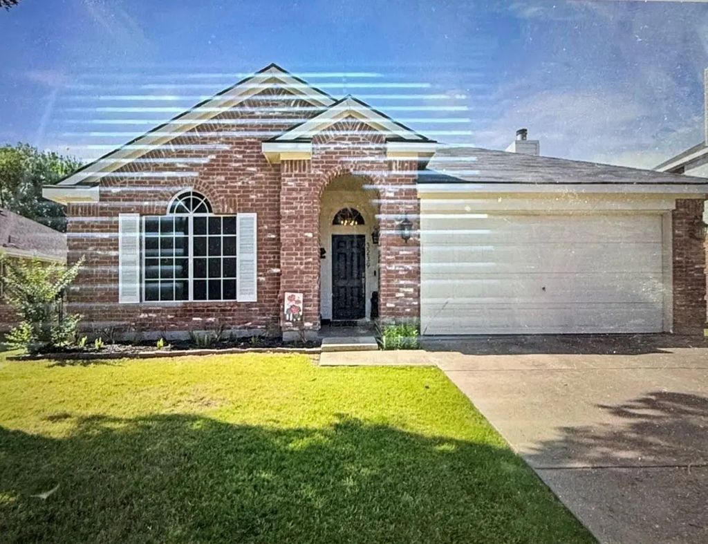 3239 Yeltes, Grand Prairie