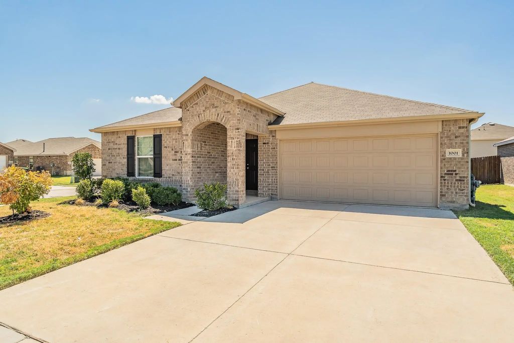 1001 Paso Fino Drive, Haslet