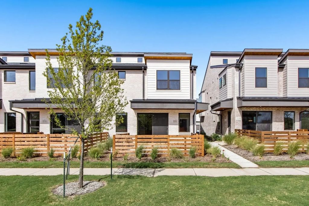 2032 Aldrich Mews, Celina