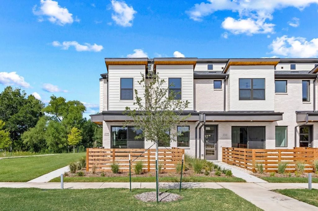 2044 Aldrich Mews, Celina