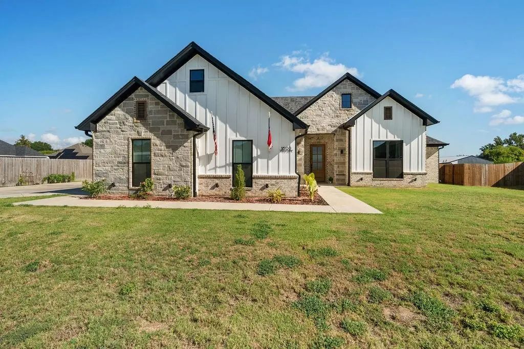 16139 Eagle Lane, Lindale