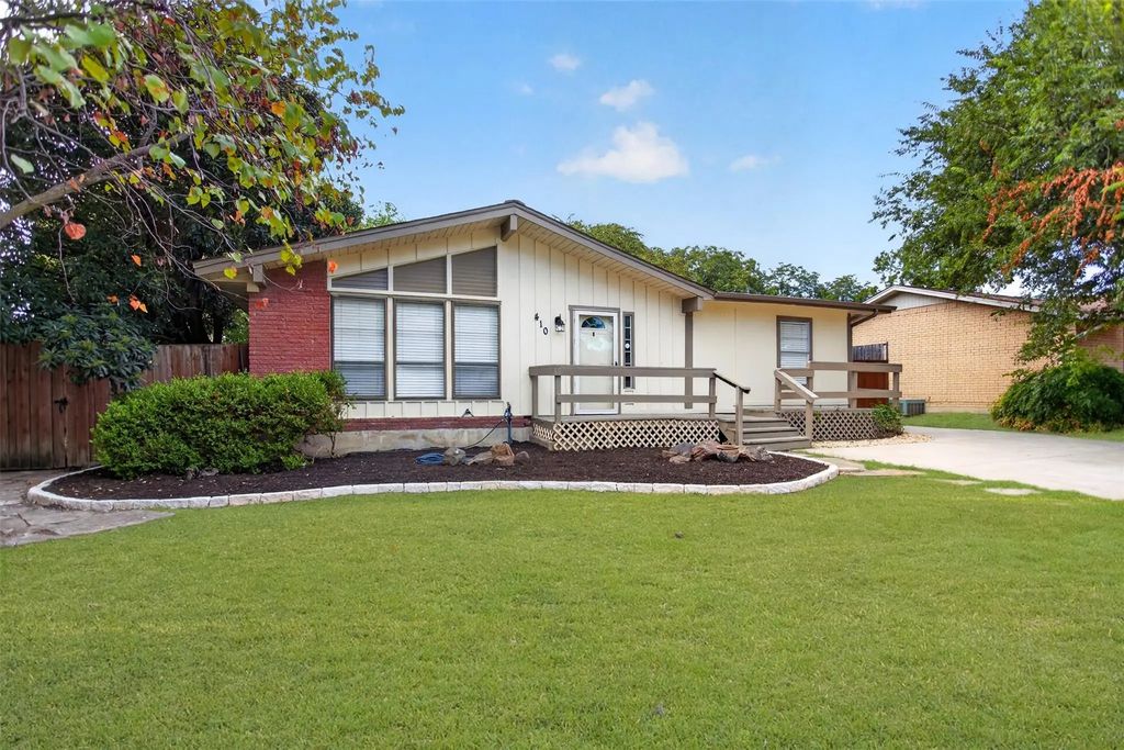 410 Allenwood Drive, Allen