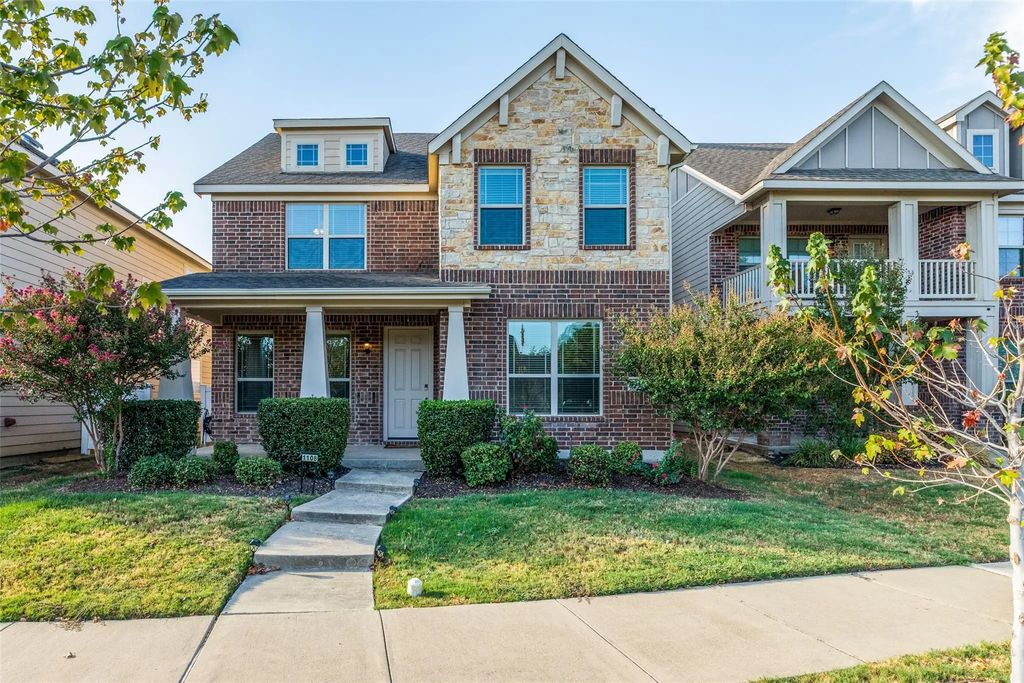 1108 Black Cherry Drive, Aubrey