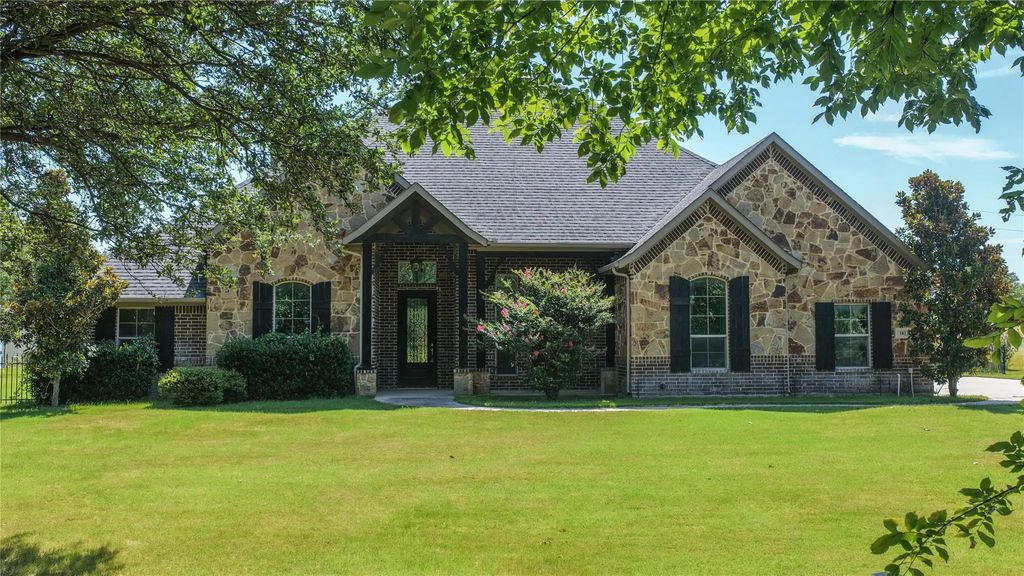 181 Fairview Court, Decatur