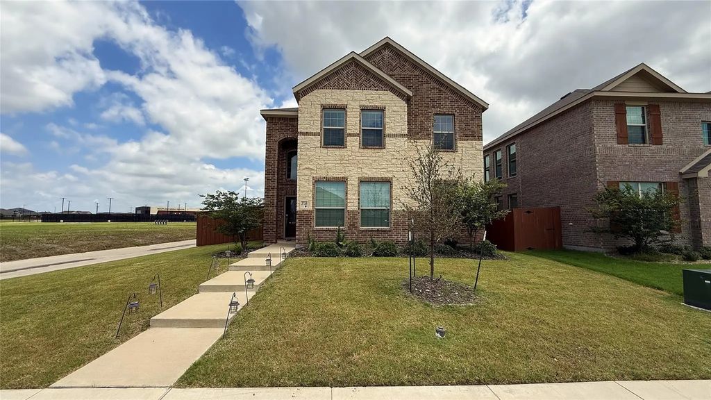 3750 Honey Daisy Drive, Crandall