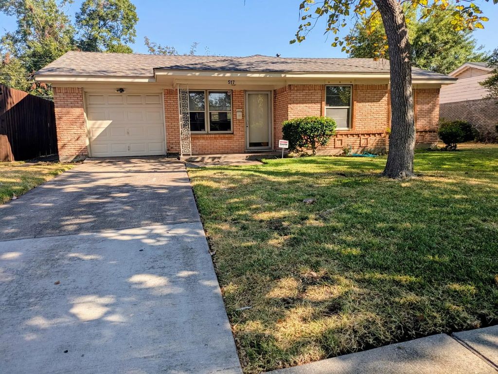 517 E Tyler Street, Richardson