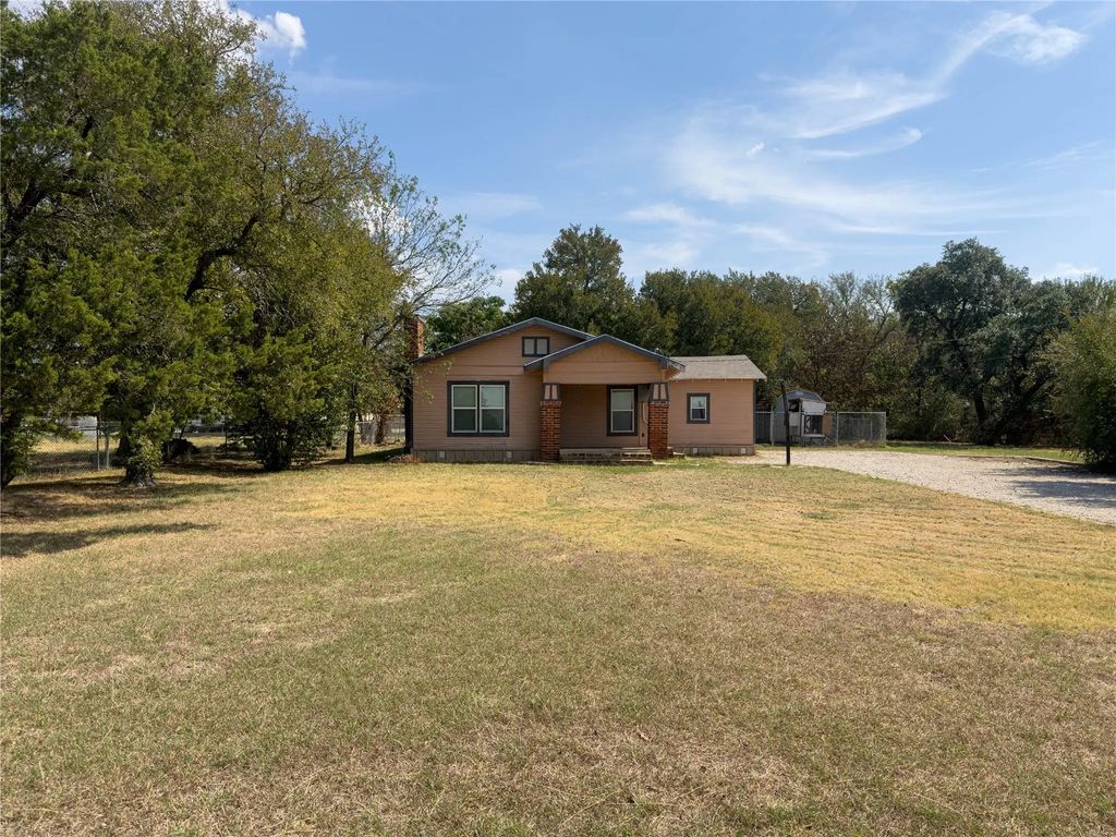 3304 Fm 1821, Mineral Wells