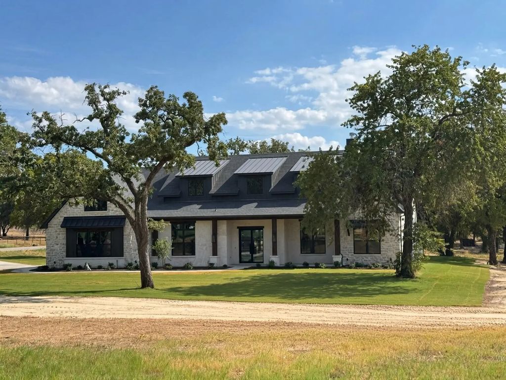 741 Cooper Trail, Weatherford