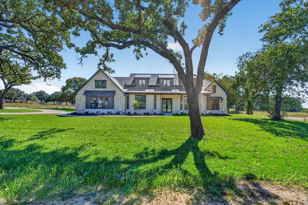 741 Cooper Trail, Weatherford