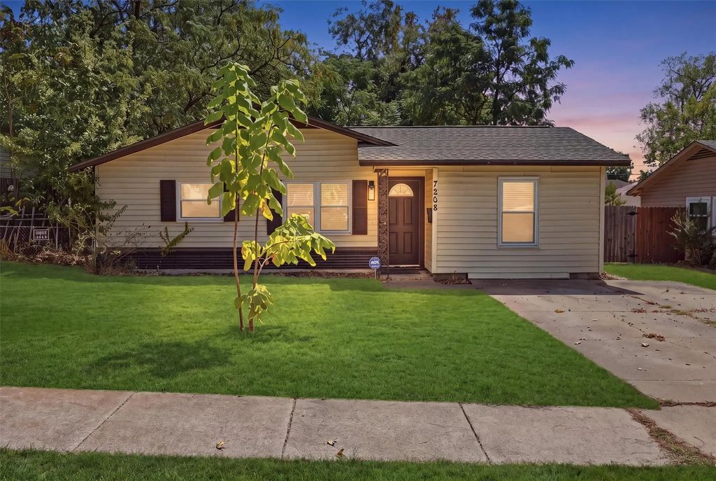 7208 Van Natta Lane, Fort Worth