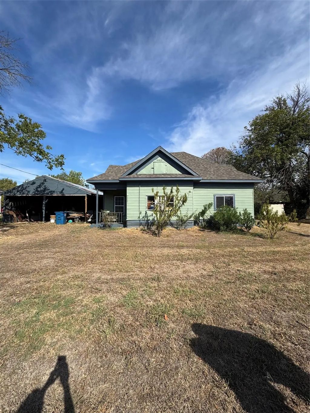 102 N 6th Street W, Dawson