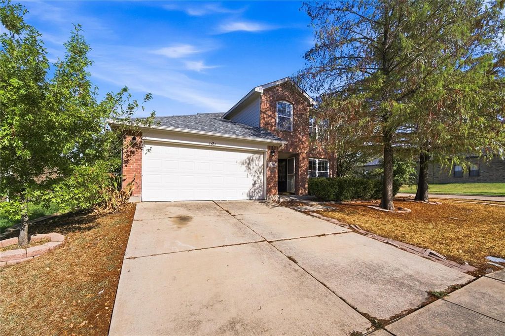 5666 Hunters Bend Lane, Dallas