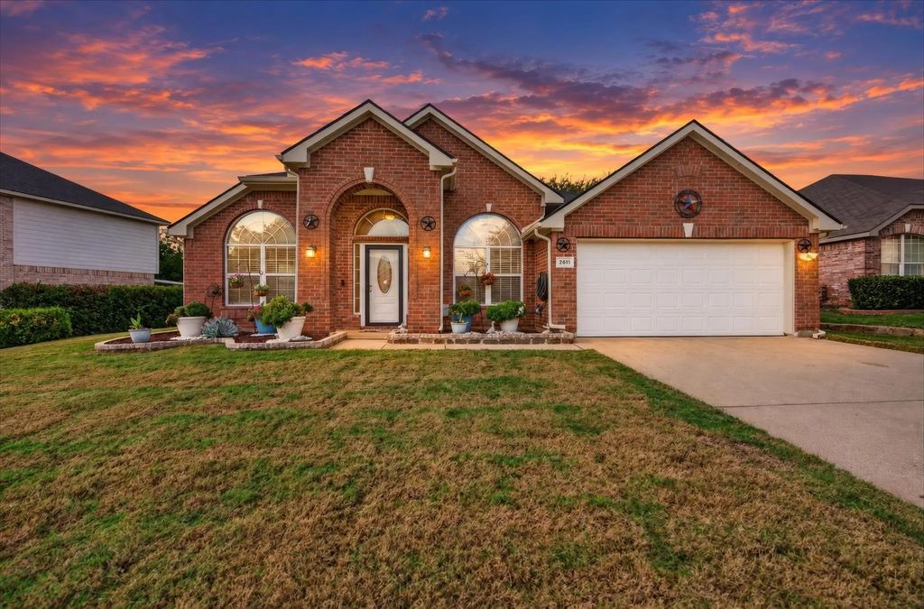 2611 Country Grove Trail, Mansfield