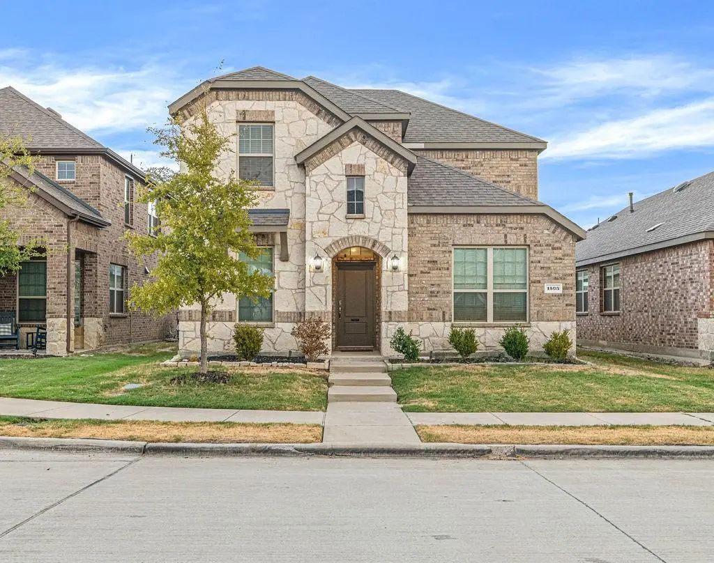 1508 Saratoga Avenue, Celina