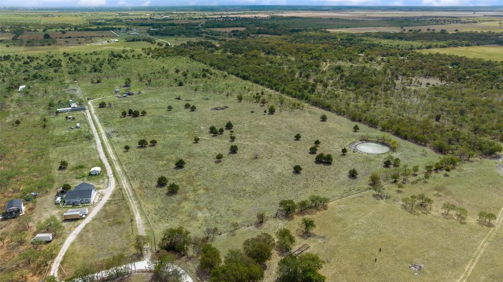 3189 Nw County Road 1110, Corsicana