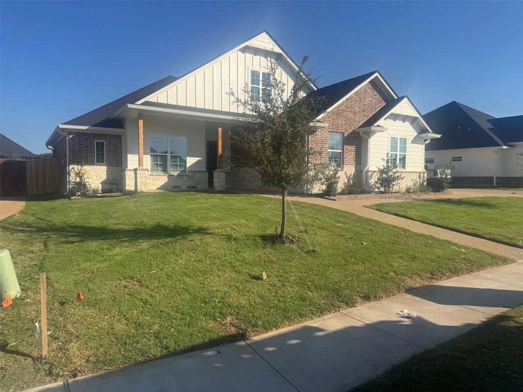 10209 Charmwood Drive, Waco