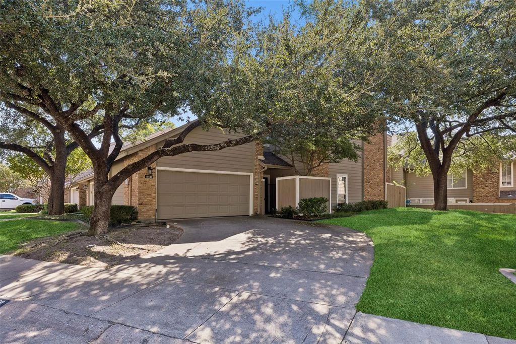 8418 Towneship Lane, Dallas