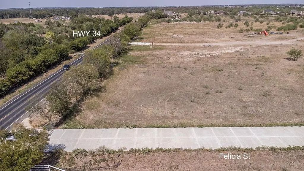 1003 Felicia Street, Oak Ridge