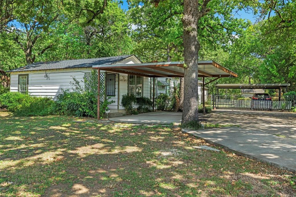 5325 Trentman Street, Fort Worth