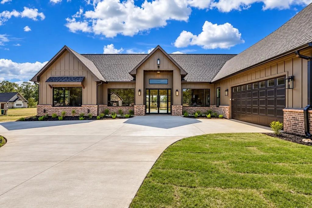 272 Private Rd 2713, Mount Pleasant