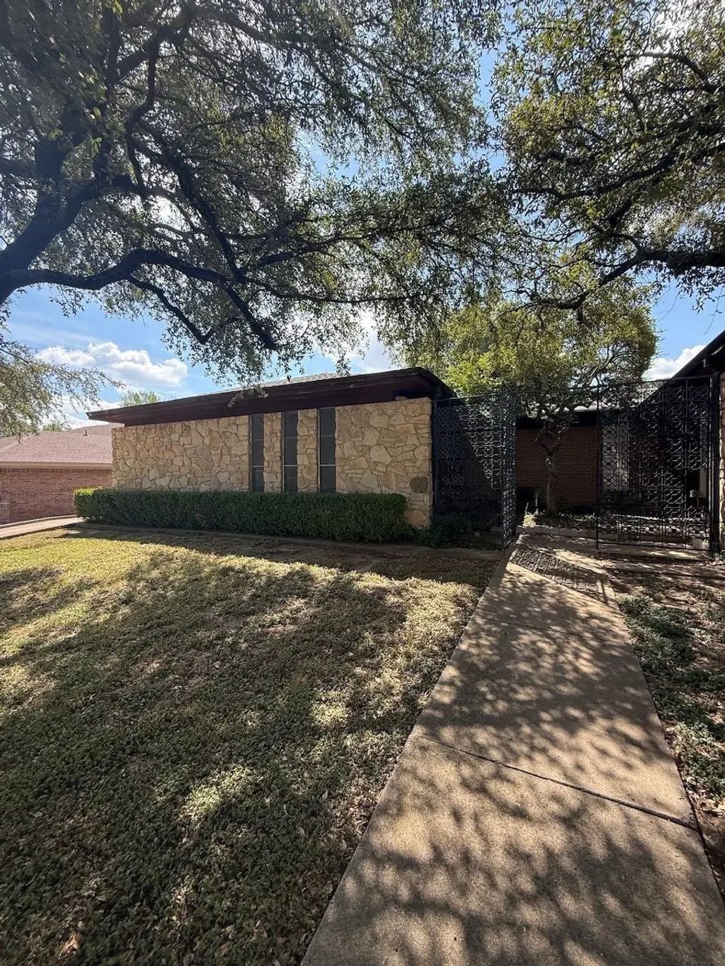 4613 Ranch View Road, Fort Worth