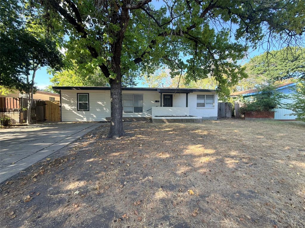 2309 Ballycastle Drive, Dallas
