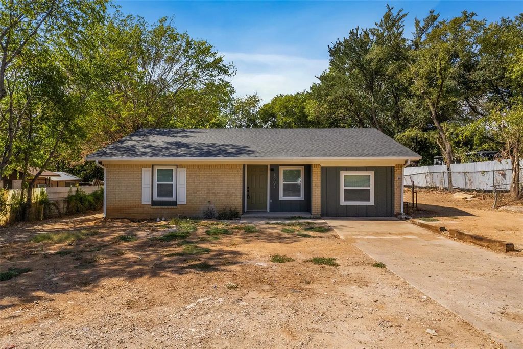 1903 Beauford Road, Dallas