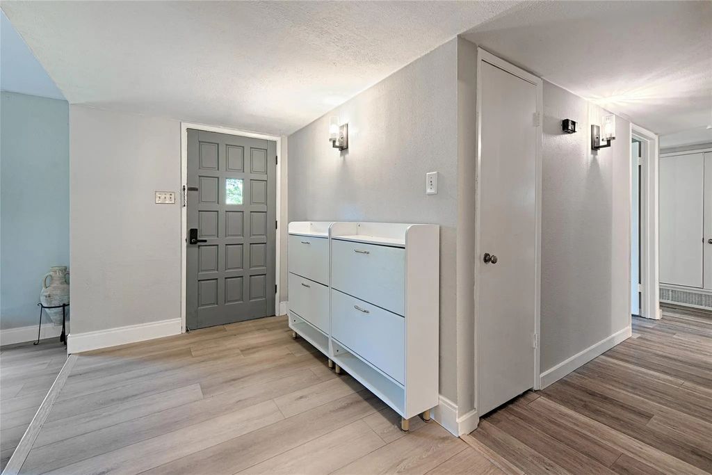 6536 Mesquite Trail, Plano