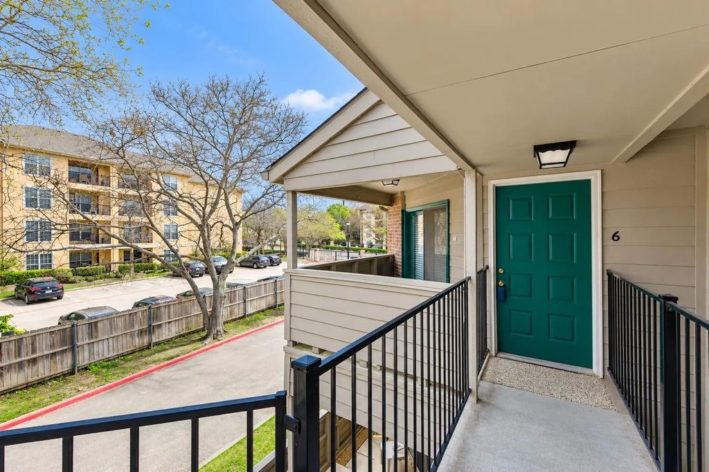 8545 Midpark Road 6, Dallas