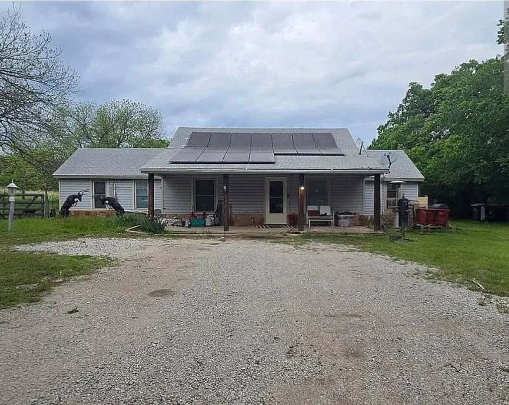 6220 W Highway 199, Springtown
