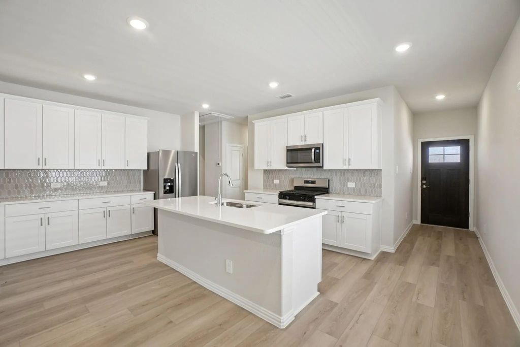 125 Winchester Hill Lane, Princeton