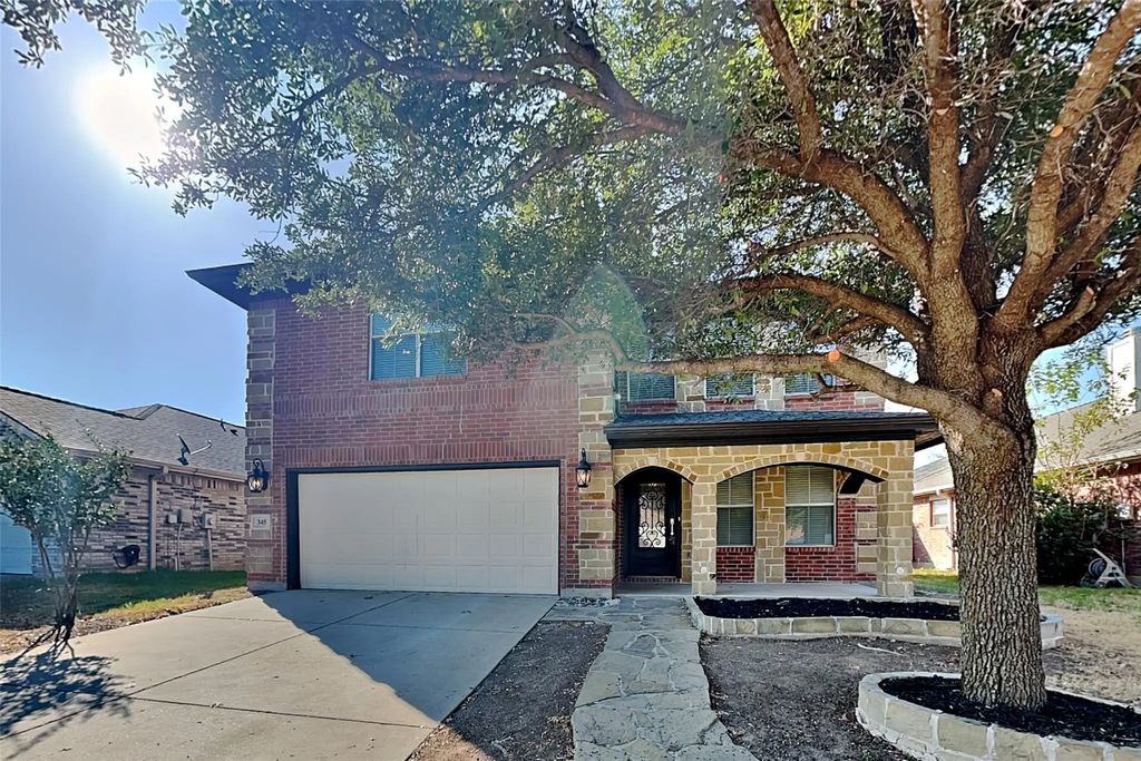 345 Chalkstone Drive, Fort Worth
