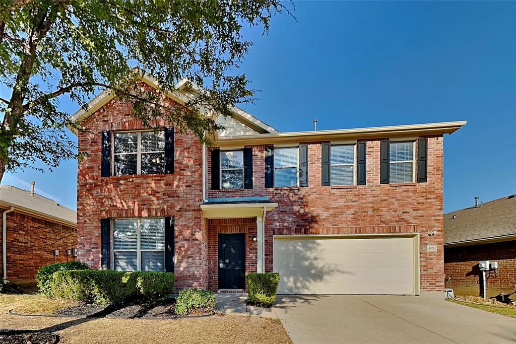 4328 Highgate Road, Fort Worth