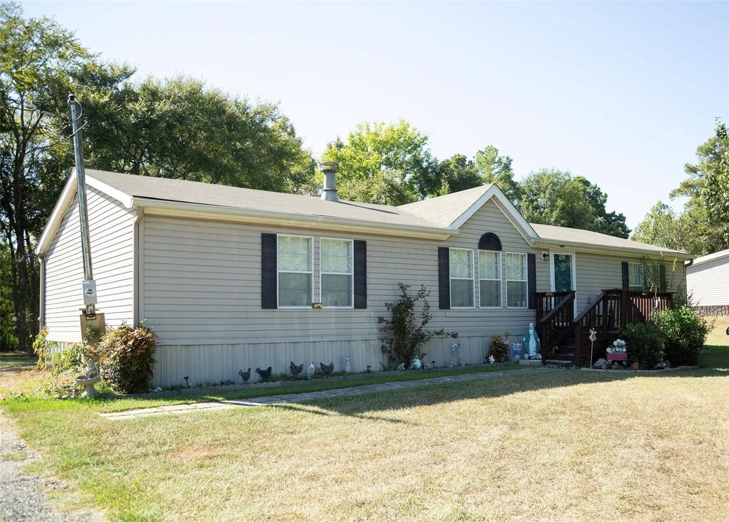 165 Bent Oak Drive, Stonewall