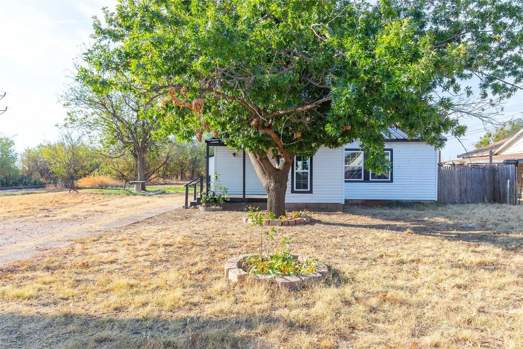 909 Lane Avenue, Abilene