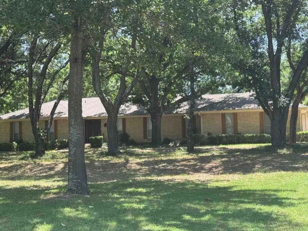 8260 Tudor Lane, Argyle